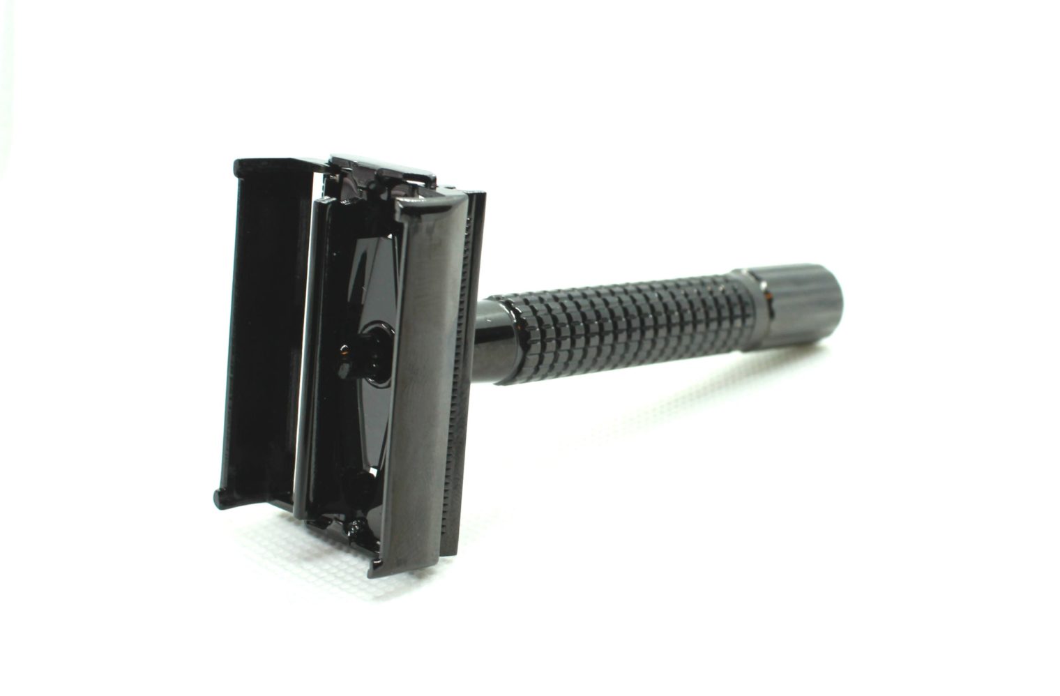 Safety Razor Head Types and Their Pros and Cons /